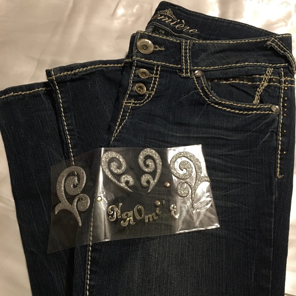 Jean - Picture 3 of 4
